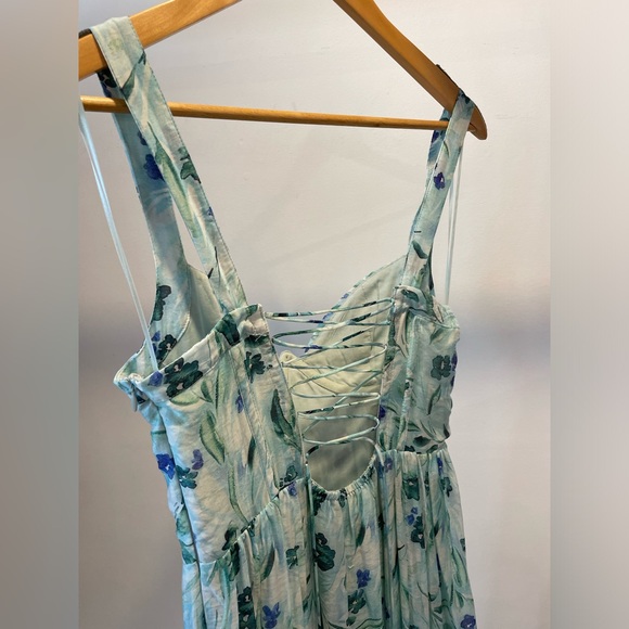 ASTR THE LABEL KELBY DRESS GREEN BLUE FLORAL - Picture 5 of 7